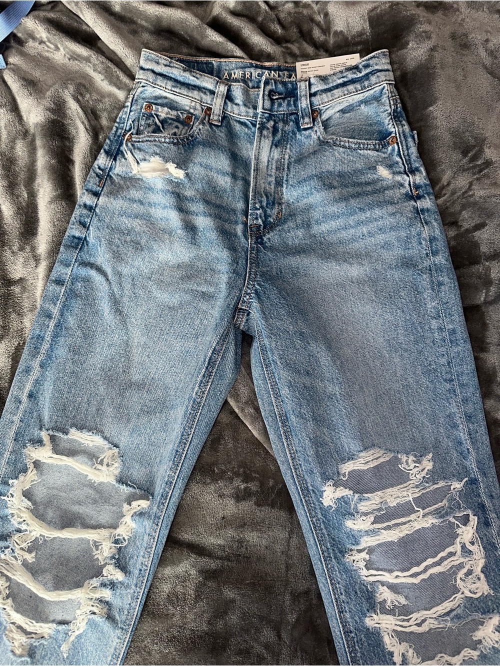 American Eagle Outfitters Light Wash Distressed Boyfriend Jeans